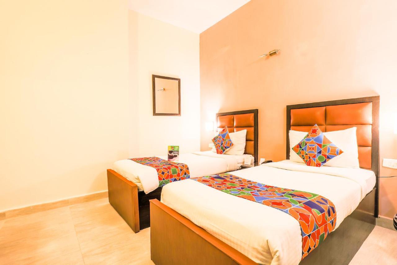 Fabhotel Conclave Boutique Nuova Delhi Esterno foto