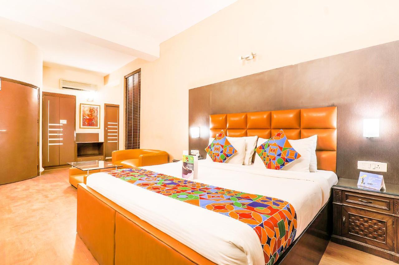 Fabhotel Conclave Boutique Nuova Delhi Esterno foto